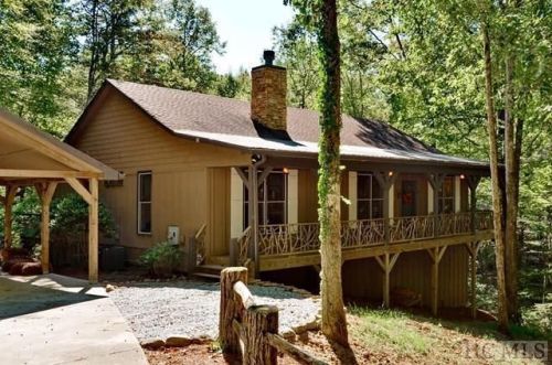 33 White Dogwood Ct, Sapphire, NC 28774-7692