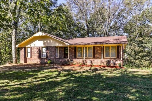 530 Mountain View Dr, Pulaski, TN 38478-9533