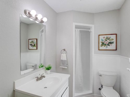 5605 Wimbleton Way, Fort Worth TX 76133-2814 exterior