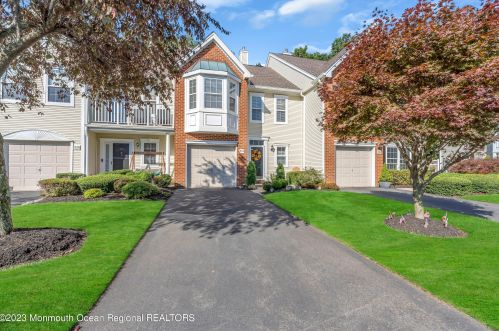 326 Daniele Dr, Tinton Falls, NJ 07712-7908