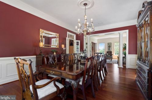 1500 Sandy Glenn Pl, Sandy Spring MD  20860-3007 exterior