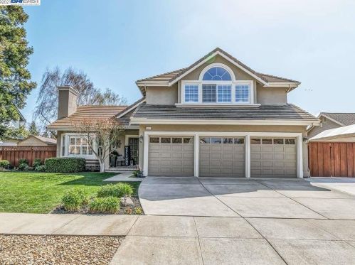 5821 Heidi Way, Livermore, CA 94550-8118