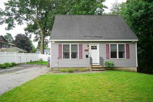 22 Fowell Ave, Nashua, NH 03060-4978