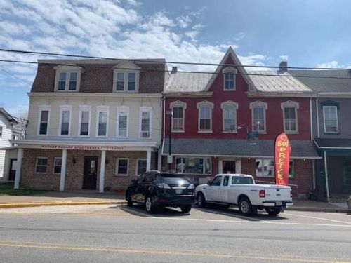 46 Market St, Duncannon, PA 17020-1227