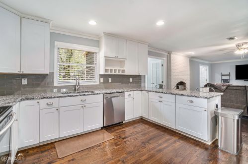 2874 Cherry Blossom Ln, Atlanta, GA 30344-3962