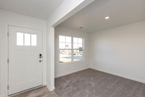 1403 Legacy Pointe Blvd, Joliet, IL 60431-7562