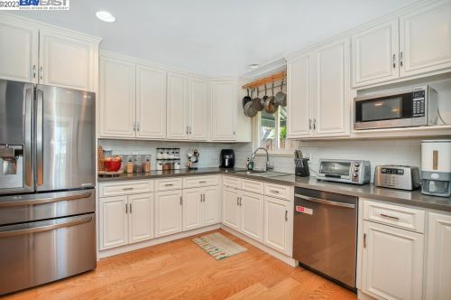 3619 Thunderbird Ct, Concord CA  94520-1430 exterior