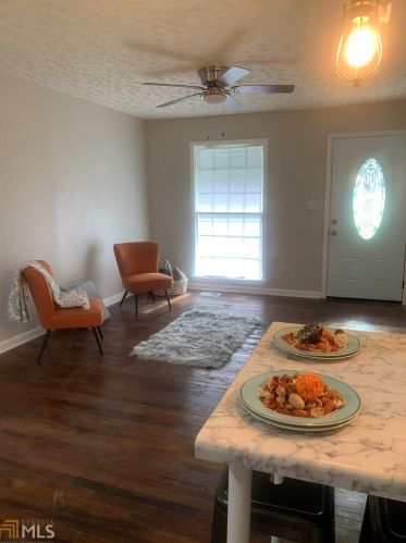 437 Fairlock Ln, Atlanta GA  30331-1519 exterior