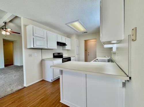 7208 Rdg Rd, Fort Worth TX  76133-7726 exterior