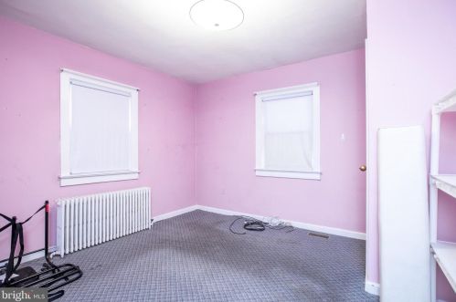 169 Phillips Ave, Trenton NJ  08610-2619 exterior