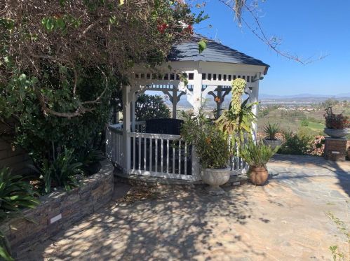771 Fairway Ln, Anaheim CA  92807-4802 exterior
