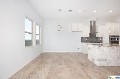 115 High Pt Cir, Spring Branch TX 78070-5065 exterior