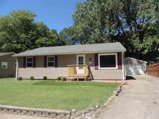 2009 Windsor St, Pekin, IL 61554-3928