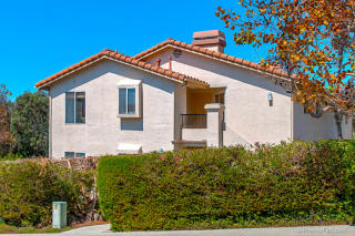 7469 Altiva Pl, Carlsbad, CA 92009-6424