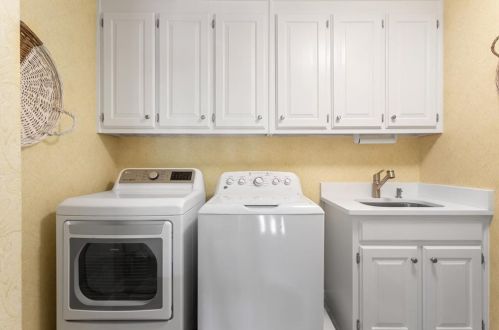 1805 Brandon Hall Dr, Atlanta GA  30350-3708 exterior