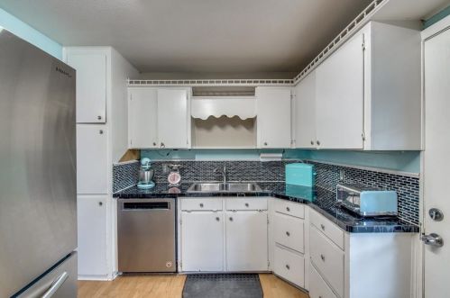 420 Farrer St, Angleton TX 77515-5027 exterior