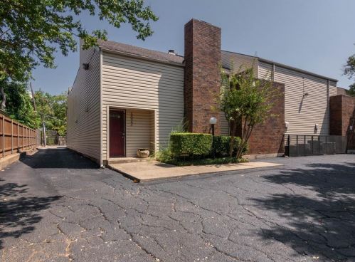 5022 Cedar Springs Rd, Dallas TX  75235-8773 exterior