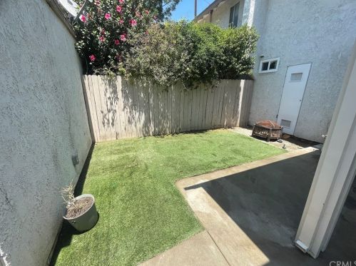 1003 Clark St, Riverside CA  92501-1453 exterior