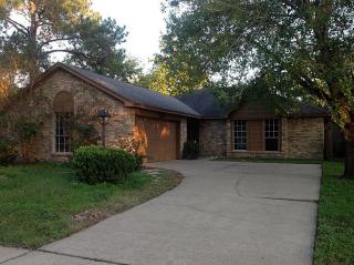 17515 Garnercrest Dr, Houston TX  77095-1110 exterior