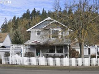 359 Kirk Ave, Brownsville OR  97327-9760 exterior