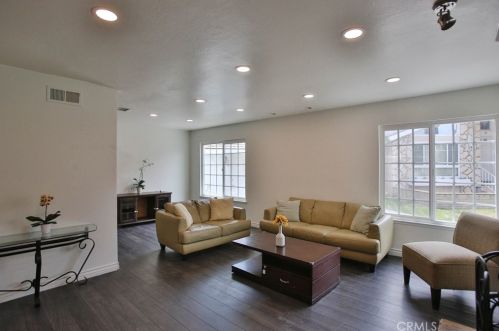 2310 San Lorenzo Ave, Santa Ana CA 92704-6039 exterior