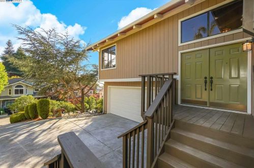 26598 Call Ave, Hayward, CA 94542-2002