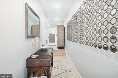 151 2nd St, Philadelphia, PA