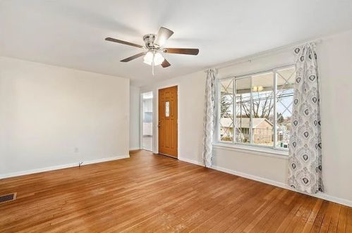 609 Virginia Ave, Rochester PA  15074-1243 exterior