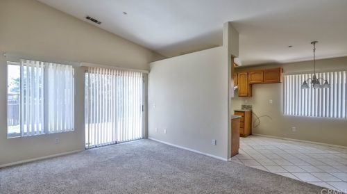 1128 Cloverdale St, Riverside CA  92501-1540 exterior