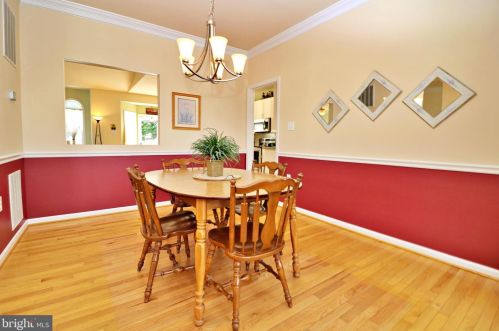 34 Colonel Miles Ct, Harpers Ferry WV 25425-3109 exterior