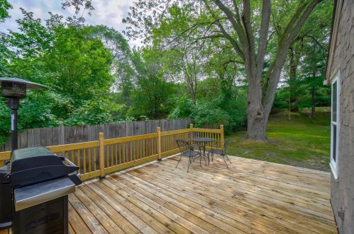 684 Eldridge Ave, Saint Paul MN  55113-6412 exterior