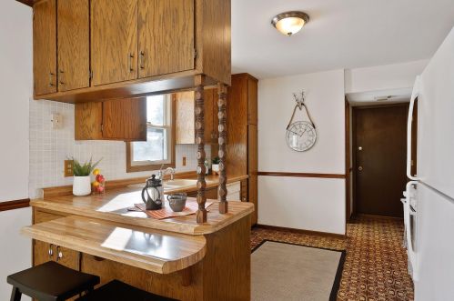 15465 Dresden Trl, Saint Paul MN  55124-6898 exterior