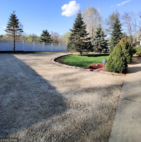 423 Spring Creek Rd, Red Wing, MN 55066-1605