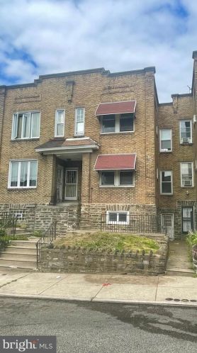 5626 12th St, Philadelphia, PA 19141-4102