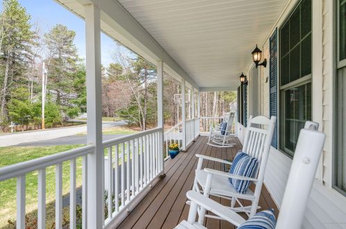 38 Cushnoc Ln, Mere Point, ME 04011-9525