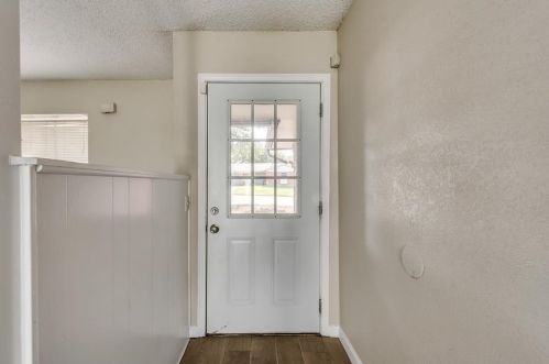 6616 Trail Wood Dr, Fort Worth TX  76140 exterior