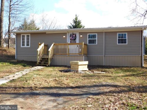 180 Homewood Ave, Falling Waters WV  25419-9737 exterior