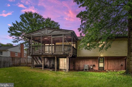 14656 Dexter Ct, Woodbridge, VA 22193-1721
