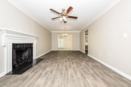 6837 Hiddenlake Dr, Rex GA  30273-2164 exterior