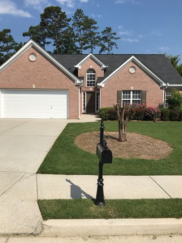 2499 Cascade Cove Dr, Buford, GA 30519-7939