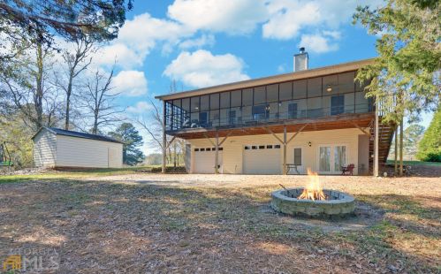 132 Freeman Dr, Hartwell, GA 30643-3812