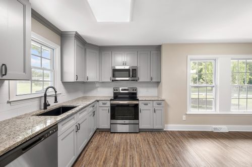 256 Columbia Dr, Ladson SC  29456-6208 exterior