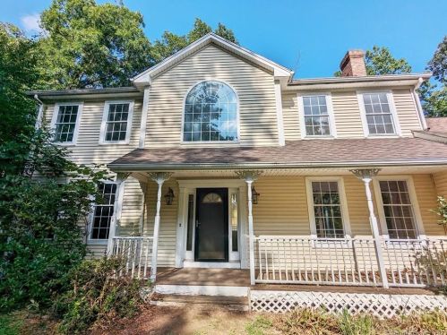 75 Marlin Rd, Sandy Hook, CT 06482-1360