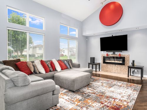 6245 Michael Ln, Matteson, IL 60443-2080