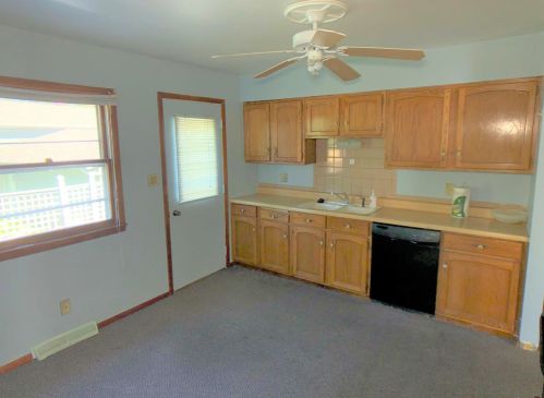1408 Peachtree Dr, Valpo IN  46383-4011 exterior
