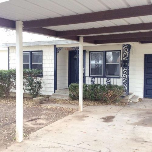 3241 Aurora St, Fort Worth TX  76117-3522 exterior