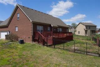 5110 Reagan Dr, Murfreesboro, TN 37129-7664