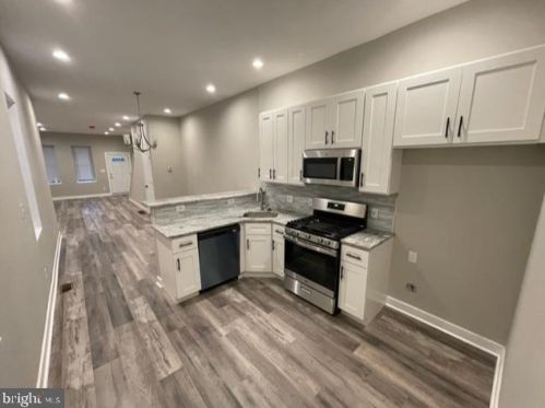 3528 11 St, Philadelphia PA 19140-4304 exterior