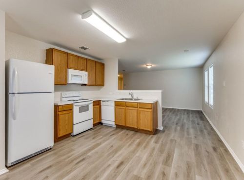 1609 Castle Ridge Rd, Fort Worth TX  76140-5755 exterior