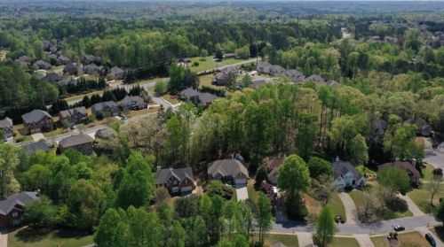 4735 Dartmoor Ln, Suwanee, GA 30024-3342